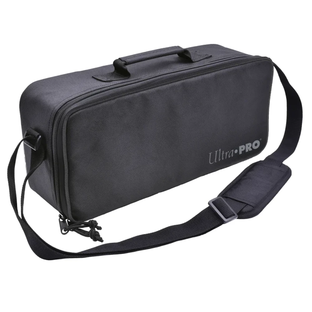 ultra-pro-deluxe-gaming-trove-black-trim-koleksiyoncular-icin-lux-tasima-cantasi Ultra Pro Deluxe Gaming Trove Black Trim - Koleksiyoncular İçin Lüx Taşıma Çantası - Görsel 1